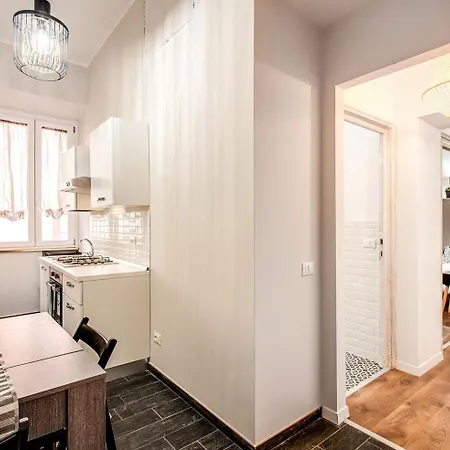 Monti Quiet And Spacious Apartament Rzym